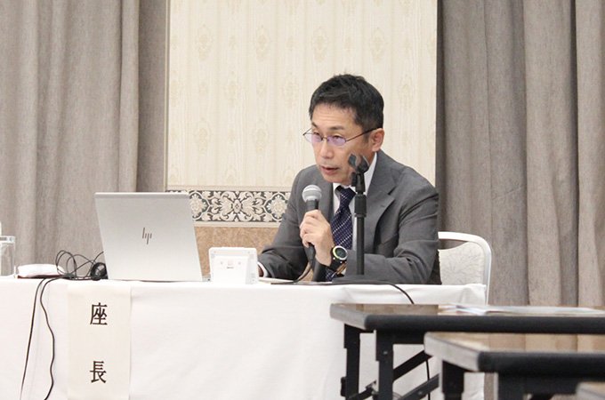 土谷先生(座長時)
